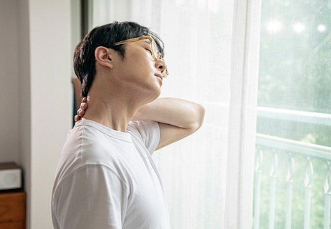 턱관절·이갈이 치료 사례 환자 사진